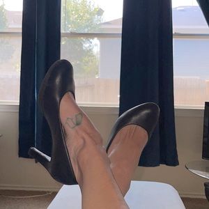 CLARKS  used “Flight attendant heels”